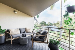 The Beach Retreat offers Pool and River Views